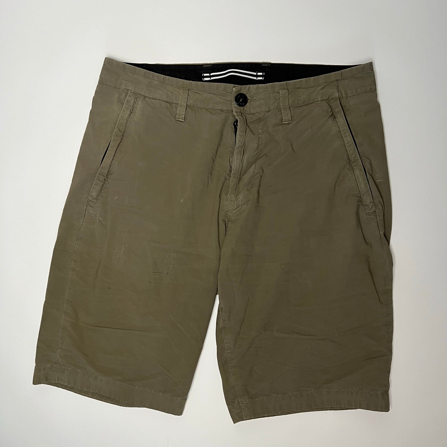 Stone Island Shorts W30