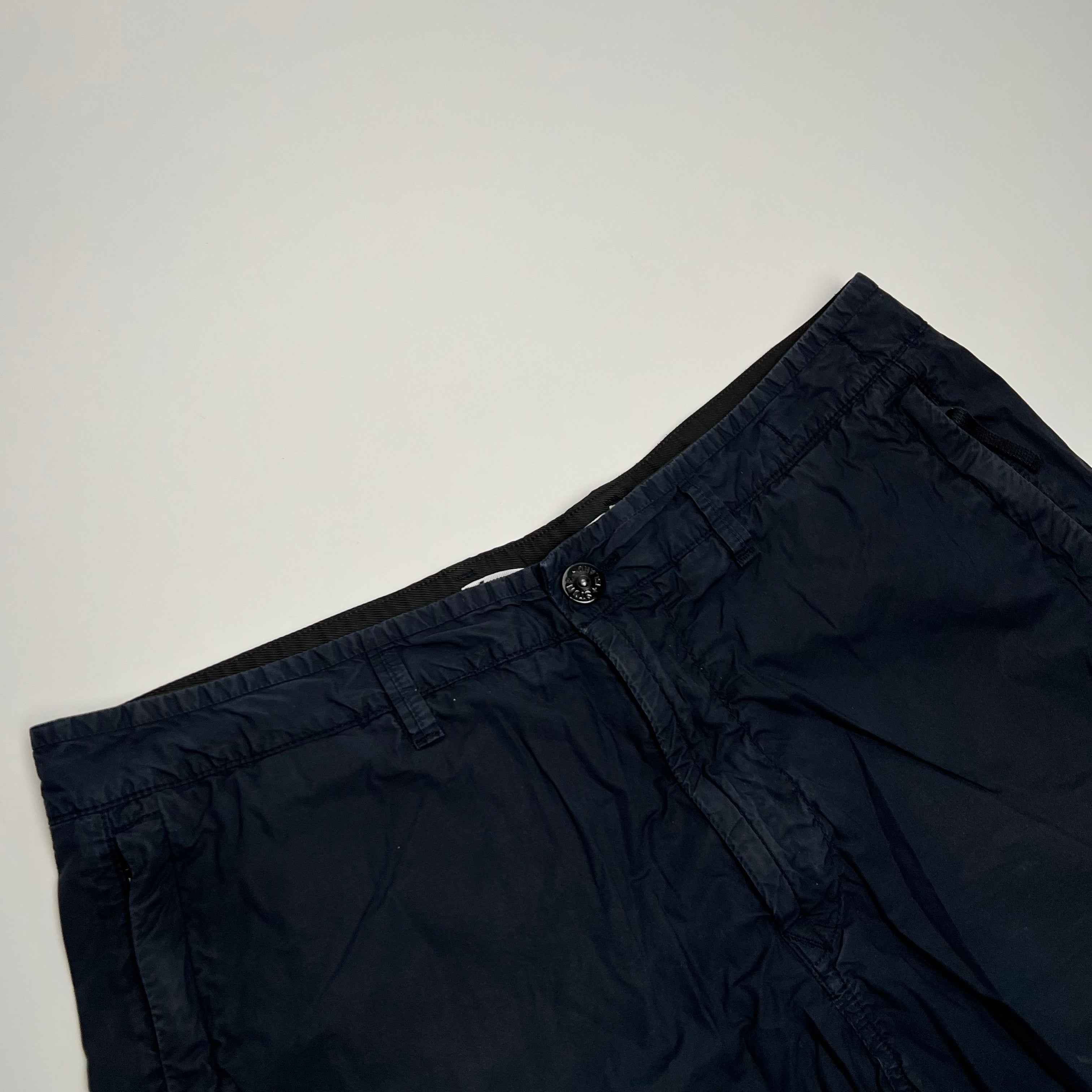 Stone Island Cargo Shorts W36