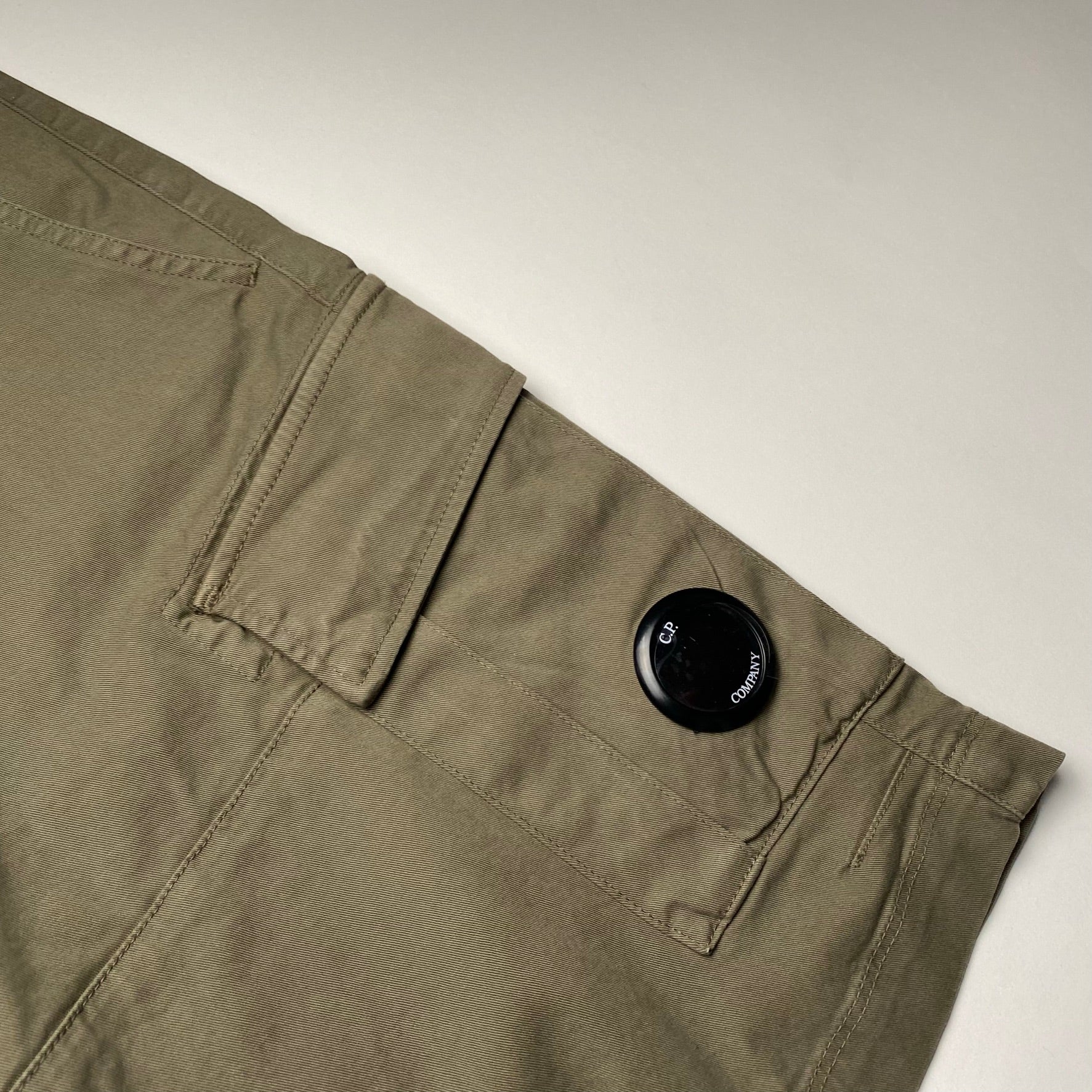 C.P. Company Cargo Shorts M